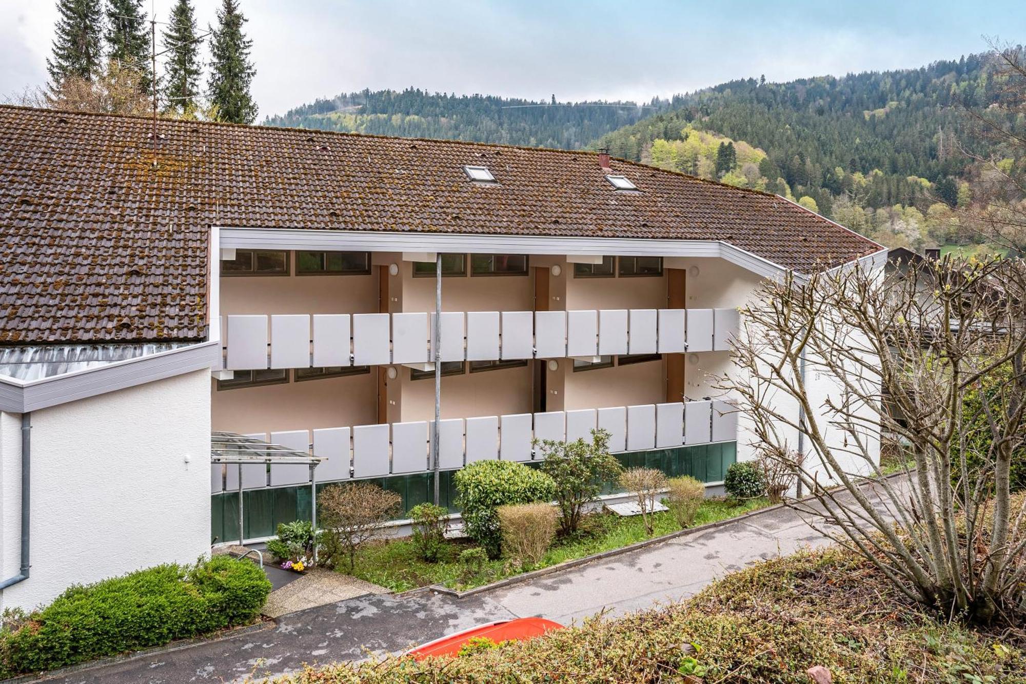 Ferienwohnung Tannenwald Бад-Вильдбад Экстерьер фото